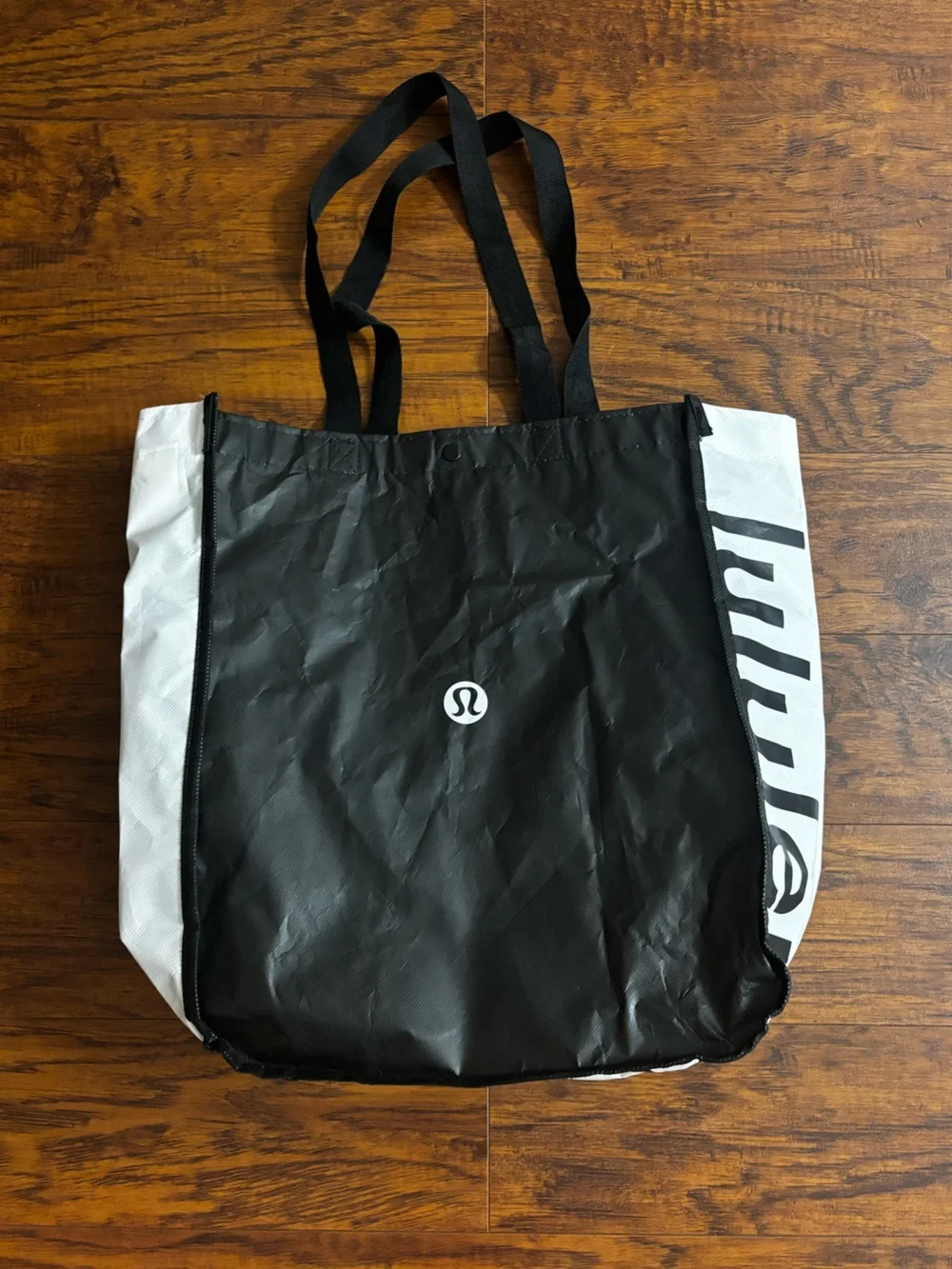 Lululemon Large Black and White Duffel Tote Bag Reusable Tall Shoulder Purse